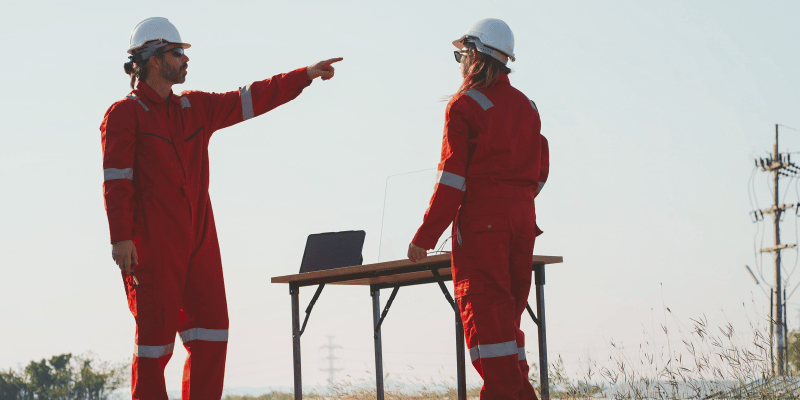 worker-pointing-to-problem-spotlight-campaigns